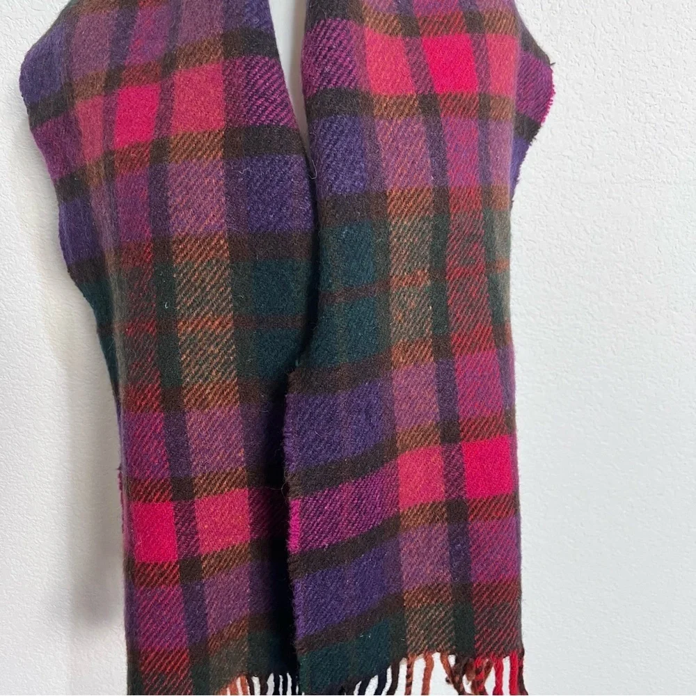 Green Grove Weavers Scotland Multi Color Plaid Tartan Wool Fringe Scarf Unisex
